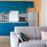 #15 2P Magnan Sea View 5 Min Beach Terrace & Parking