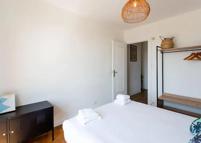 #15 2P Magnan Sea View 5 Min Beach Terrace & Parking